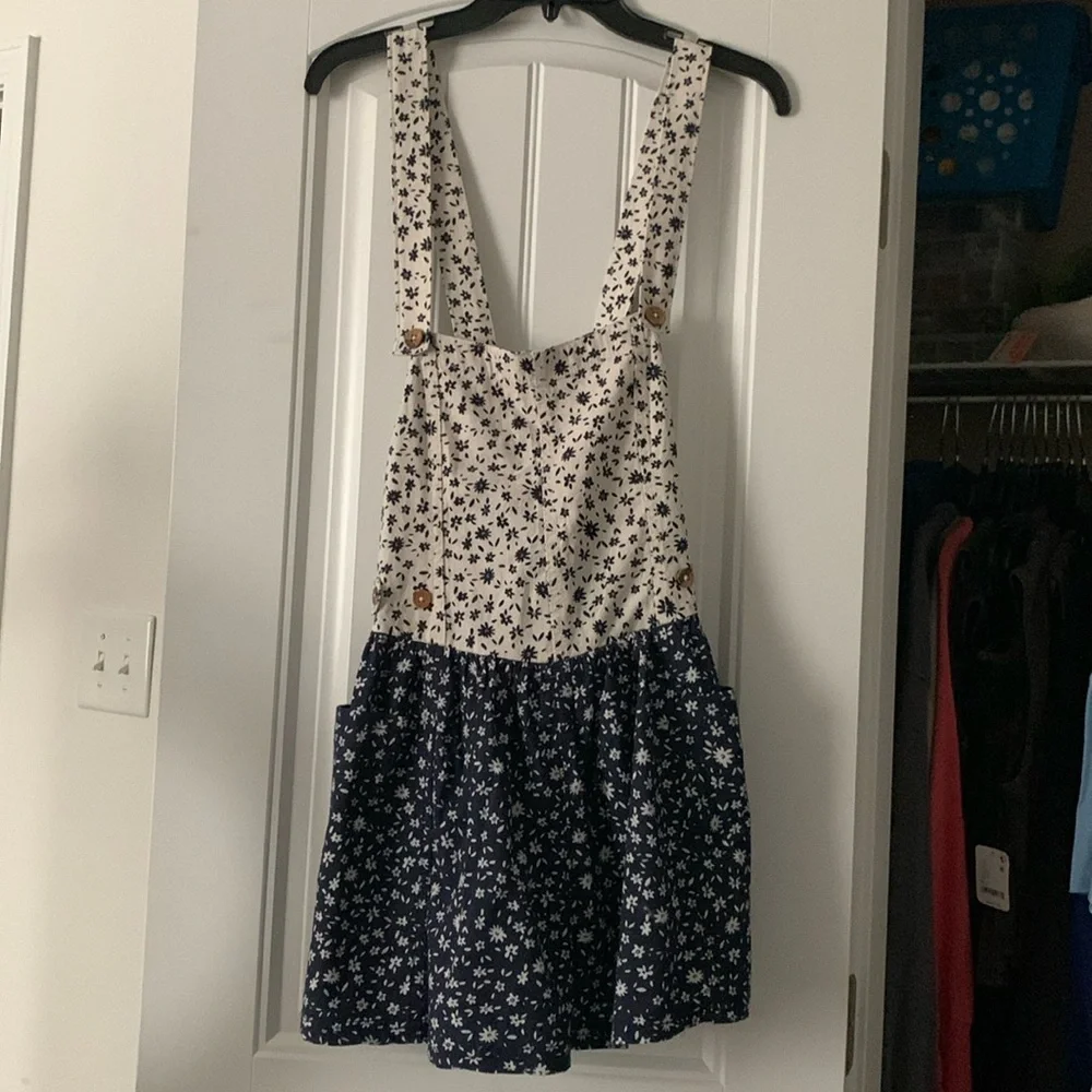 NWOT FREE PEOPLE Floral Colorblock Shortalls Overalls Romper in Blue White - Picture 4 of 10